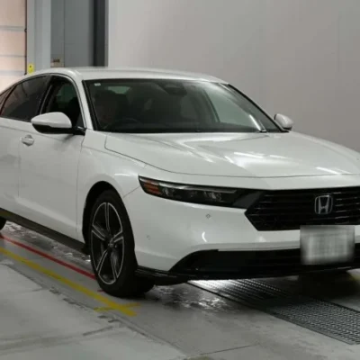 Buy White Pearl Honda Accord e:HEV from Japan