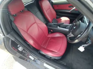 Black BMW Z4 2-seater convertible from Japan