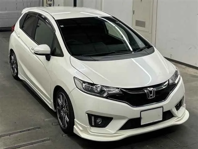 Honda Fit RS White – 2014