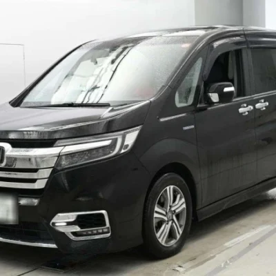 Buy Honda Step Wagon Black 2018 from Japan