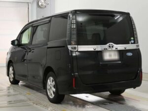 Toyota Voxy X 2019 1